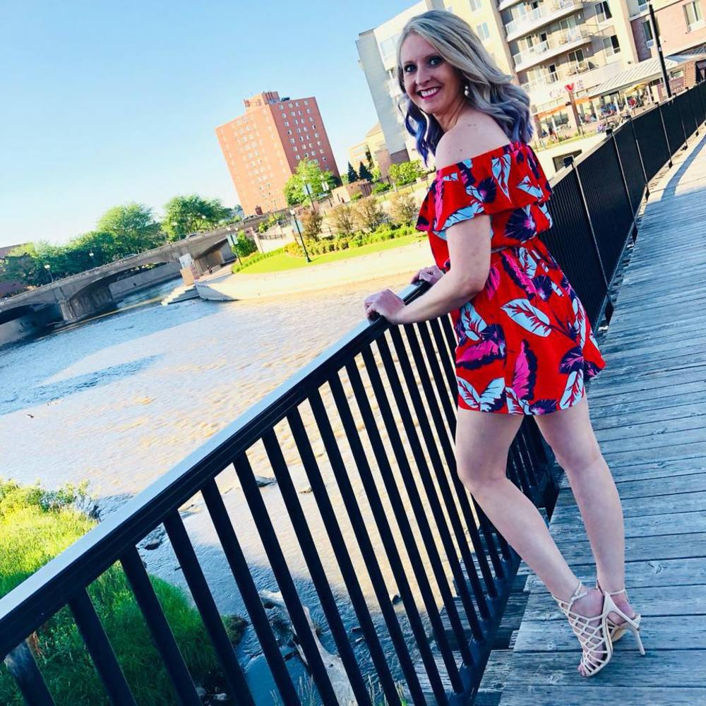 Meet your Posher, Jennifer